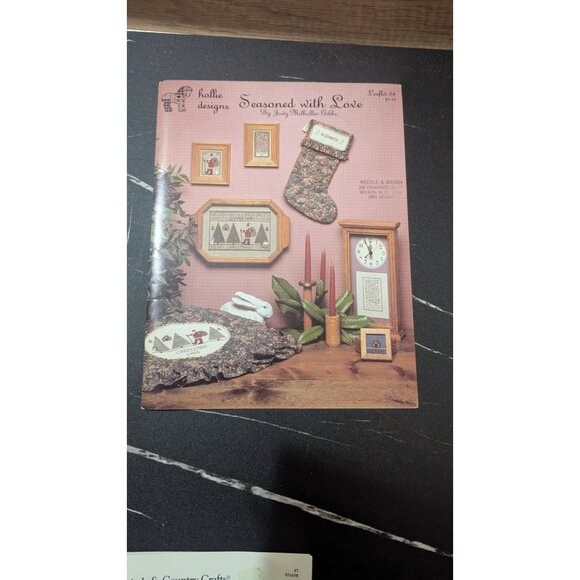 Hollie Designs Seasoned With Love Cross-Stitch Patterns Christmas-Themed 1989 - Picture 5 of 6